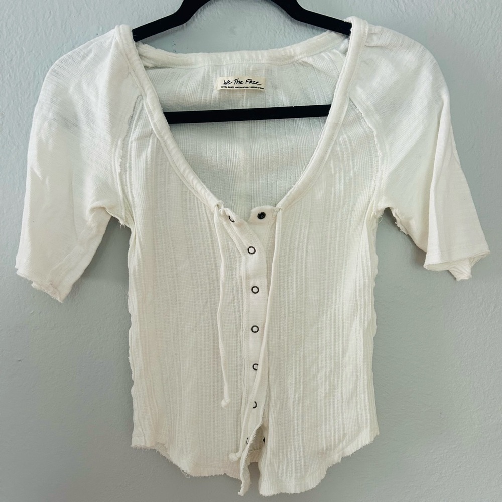We The Free Cream Ribbed Snap-Front Short Sleeve Top